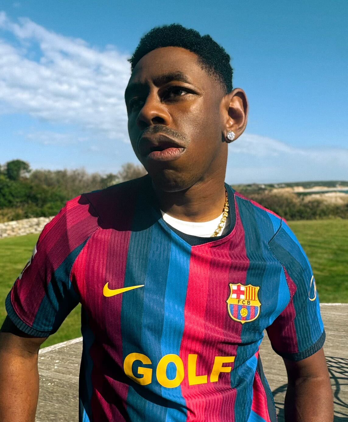 Tyler, The Creator en tenue du FC Barcelone pour la collection GOLF WANG